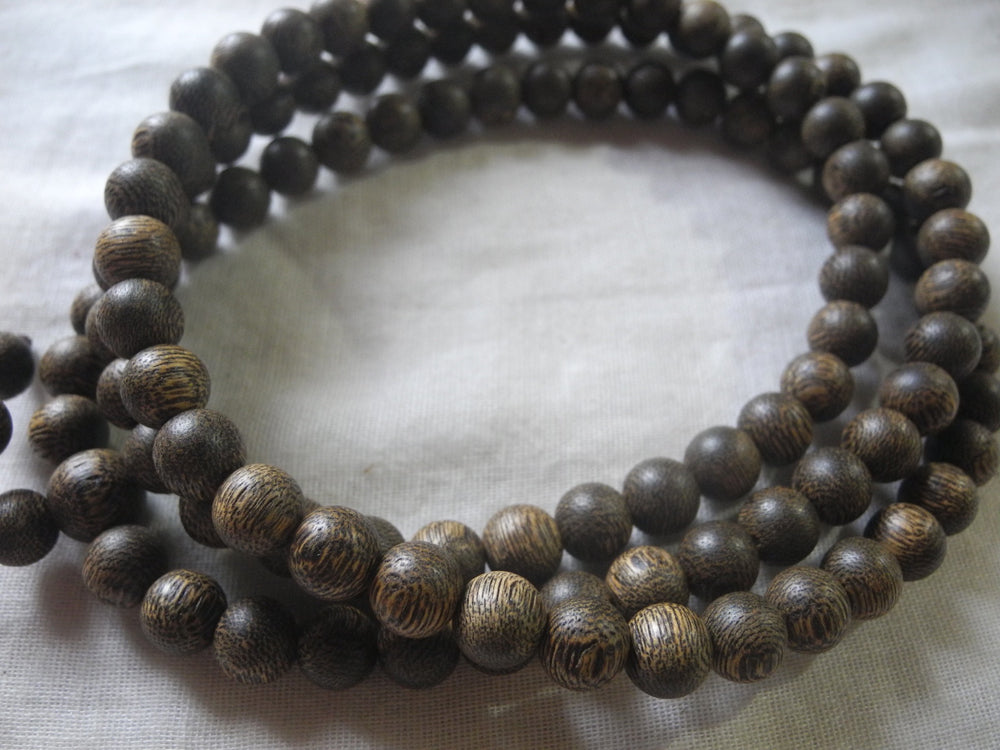 TOP! Vietnamese Natural Agarwood Necklace 108 Prayerbeads 37g 8mm Aquilaria 沉香香木