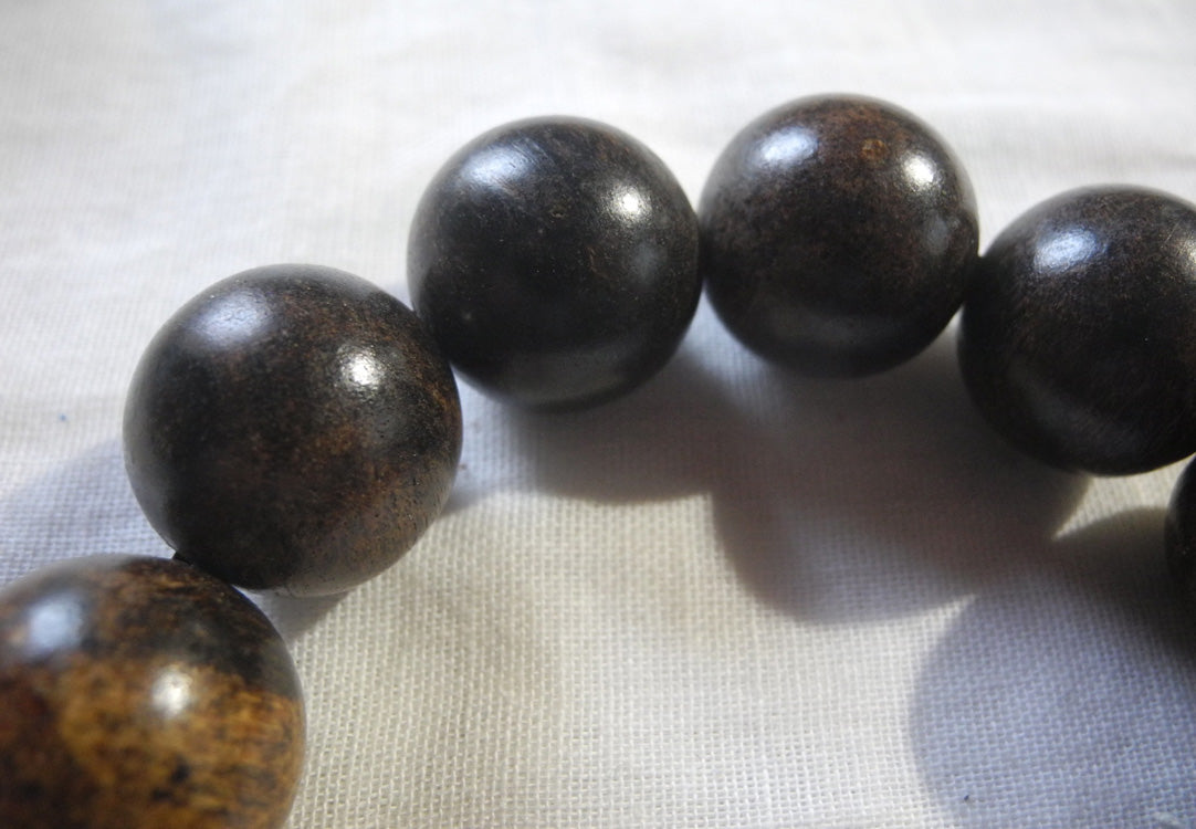 Vietnamese Agarwood Bracelet Prayer beads 43g 19mm Aquilaria Genuine 沈香 香木