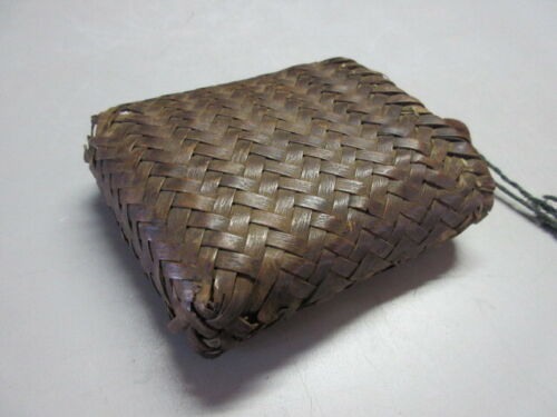Japanese antique Cigar box and Netsuke Beautiful Boxwood Extinguisher Ojime