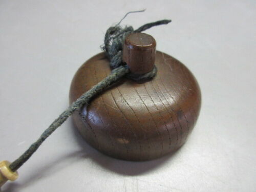 Japanese antique Cigar box and Netsuke Beautiful Boxwood Extinguisher Ojime