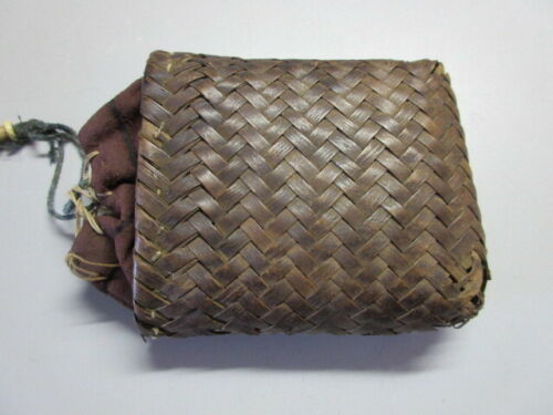 Japanese antique Cigar box and Netsuke Beautiful Boxwood Extinguisher Ojime